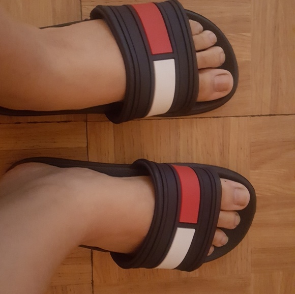 TOMMY HILFIGER SLIDES - Picture 5 of 7